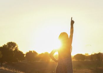 החשפו לאור השמש, צילום: Jude Beck